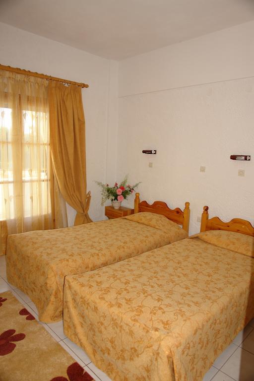 Aparthotel Prasoudopetra Ágios Matthaíos Exteriér fotografie